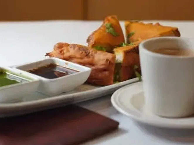 Bread Pakora with Tea